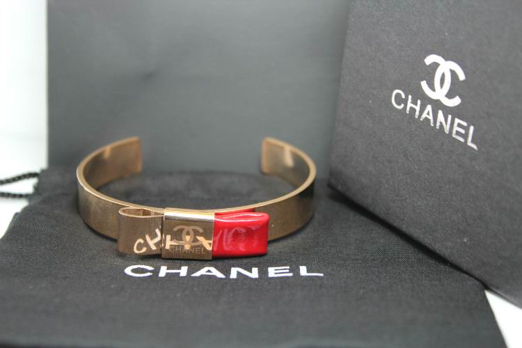 Wholesale Women's Bracelets Replica-223