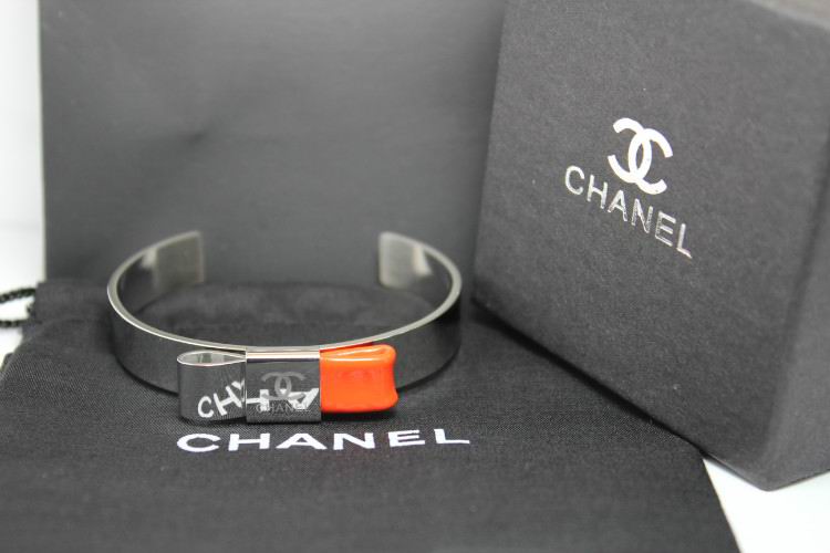 Wholesale Women's Bracelets Replica-225