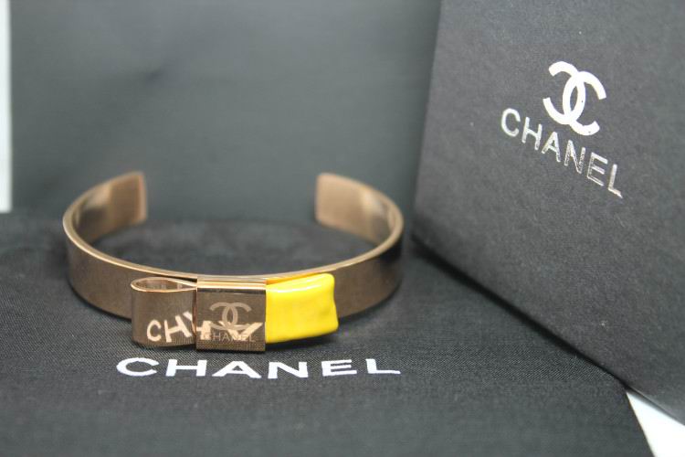 Wholesale Women's Bracelets Replica-229