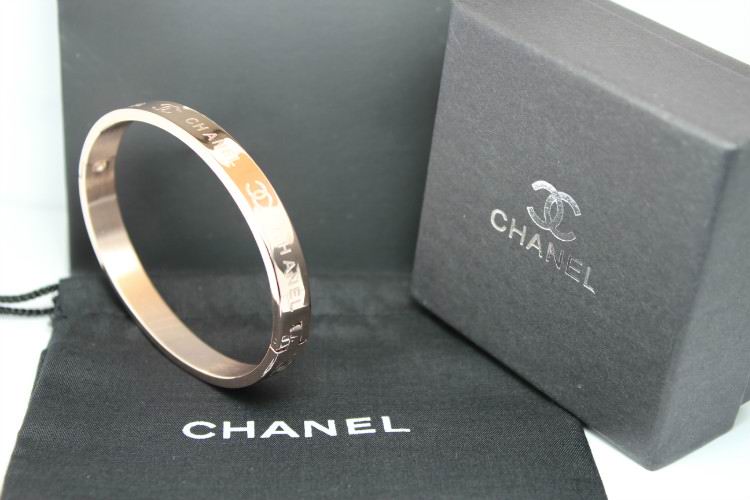 Wholesale Women's Bracelets Replica-234