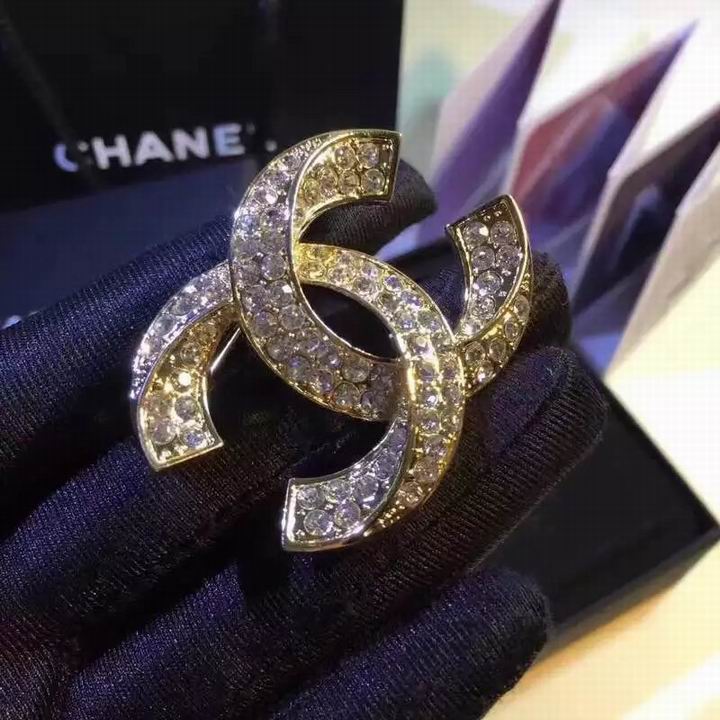 Wholesale Brand Name Brooches Replica-030