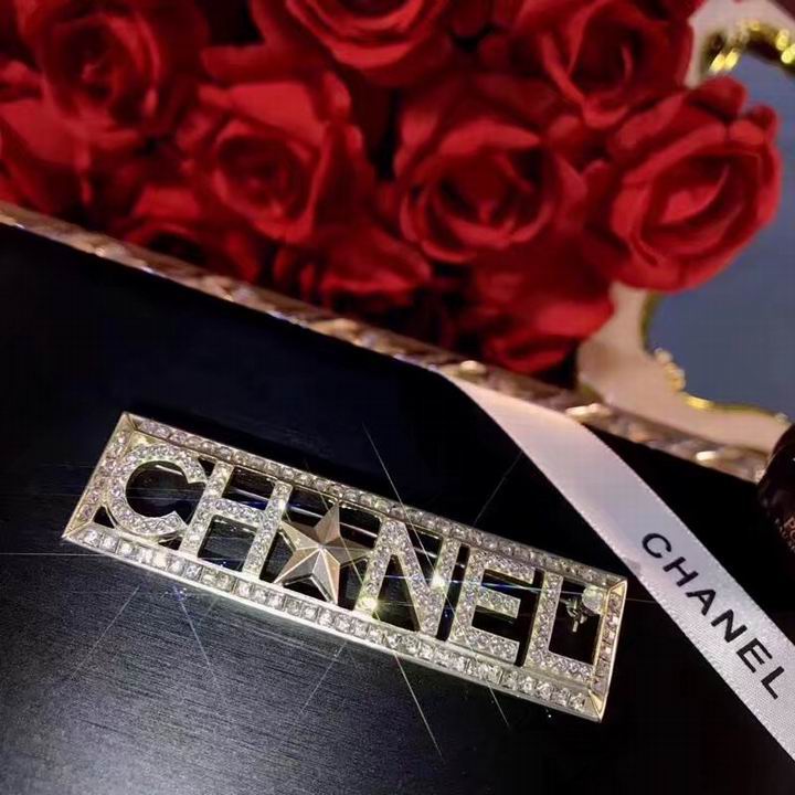 Wholesale Brand Name Brooches Replica-049