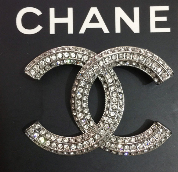 Wholesale Brand Name Brooches Replica-074