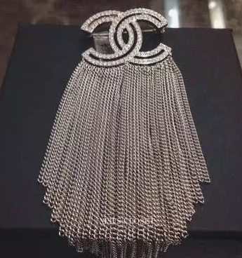 Wholesale Brand Name Brooches Replica-092