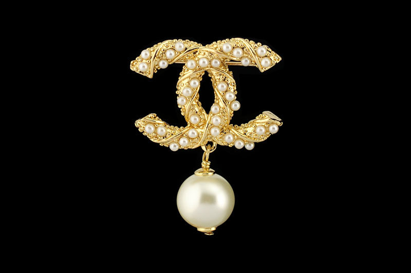 Wholesale Brand Name Brooches Replica-121