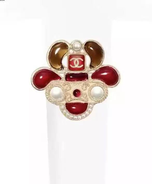 Wholesale Brand Name Brooches Replica-134