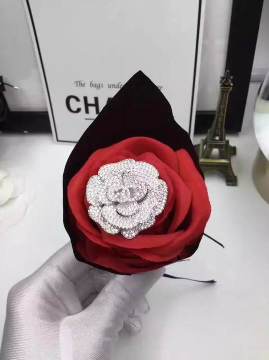Wholesale Fashion Luxury Replica Brooches-173