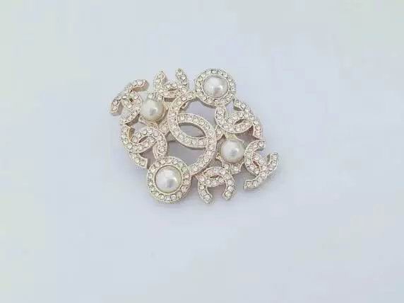 Wholesale Fashion Luxury Replica Brooches-180