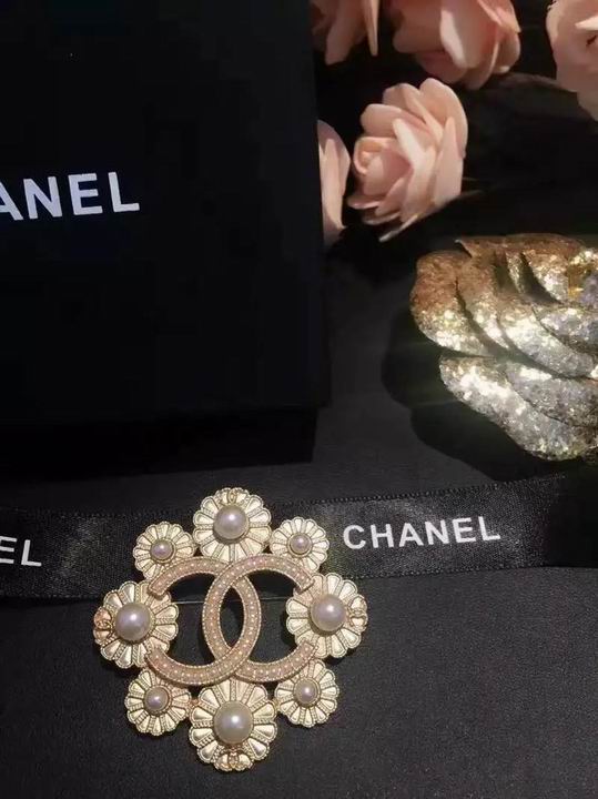 Wholesale Fashion Luxury Replica Brooches-194