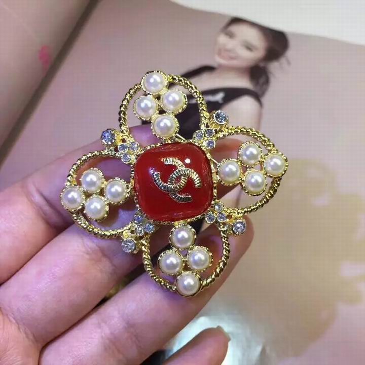 Wholesale Fashion Luxury Replica Brooches-203