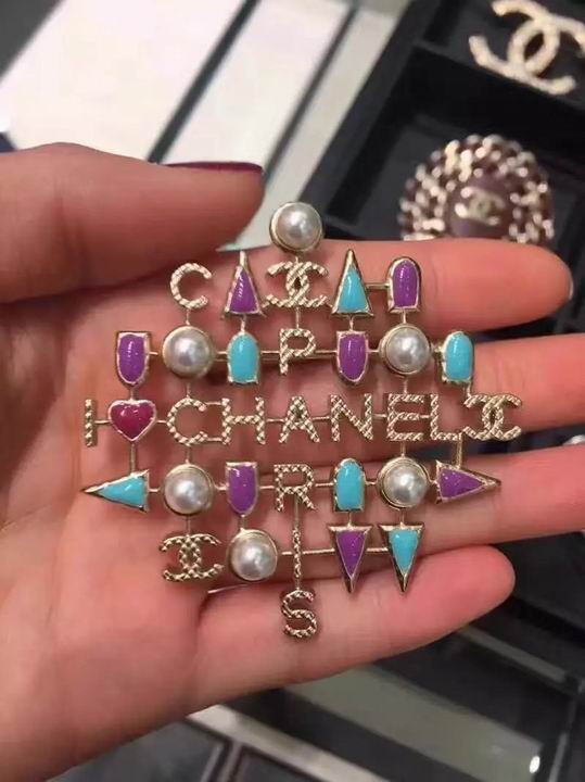 Wholesale Fashion Luxury Replica Brooches-205