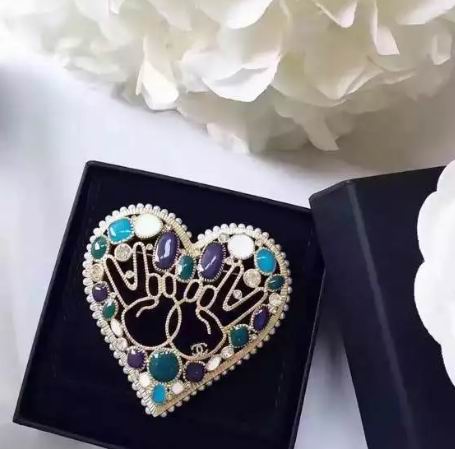 Wholesale Fashion Luxury Replica Brooches-216