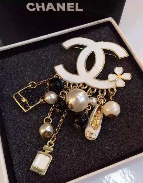 Wholesale Fashion Luxury Replica Brooches-224