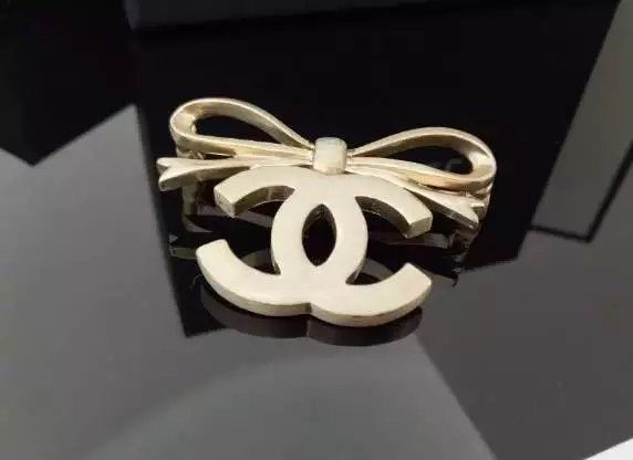 Wholesale Fashion Replica Brooch for women-350