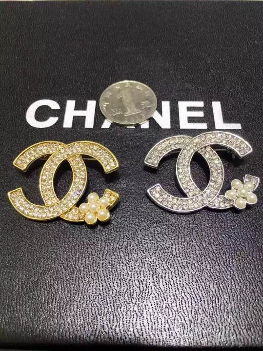 Wholesale Fashion Replica Brooch for women-361