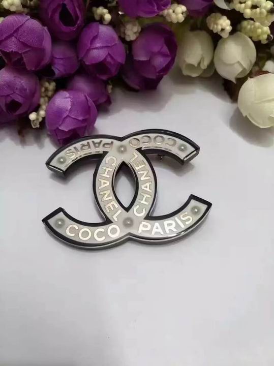 Wholesale Fashion Replica Brooch for women-378