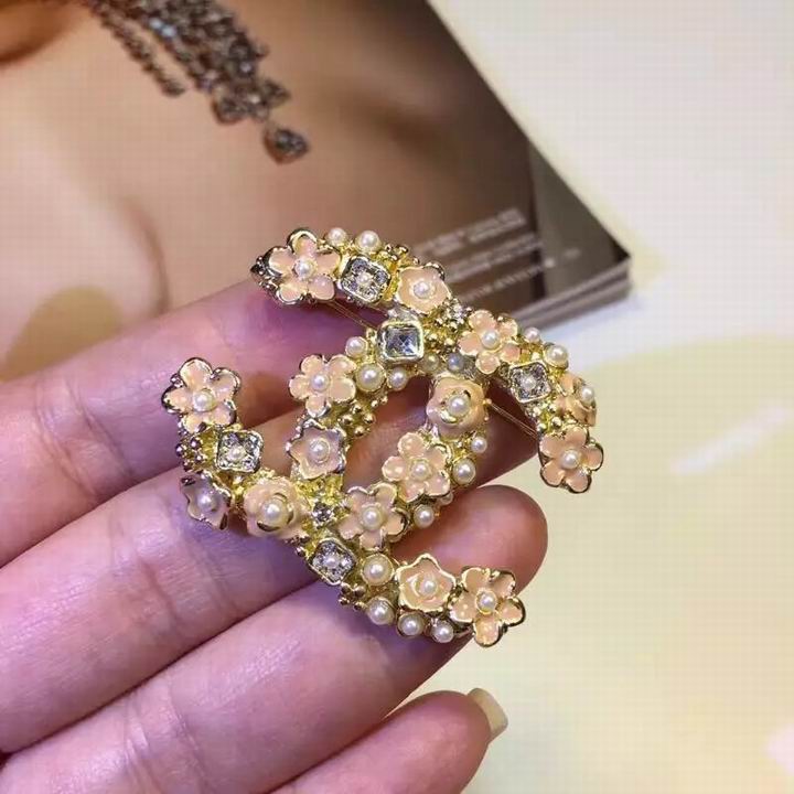 Wholesale Fashion Replica Pins & brooches for women-407