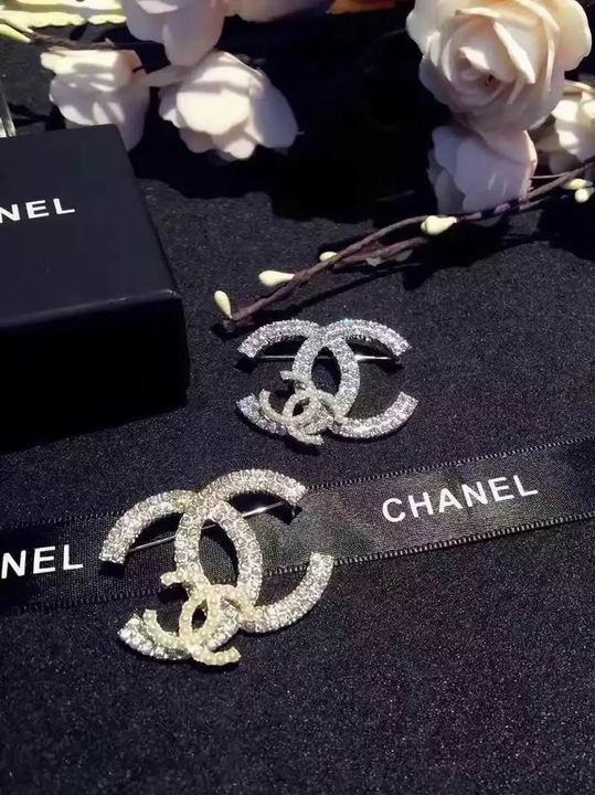 Wholesale Fashion Replica Pins & brooches for women-408