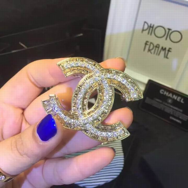 Wholesale Fashion Replica Pins & brooches for women-409