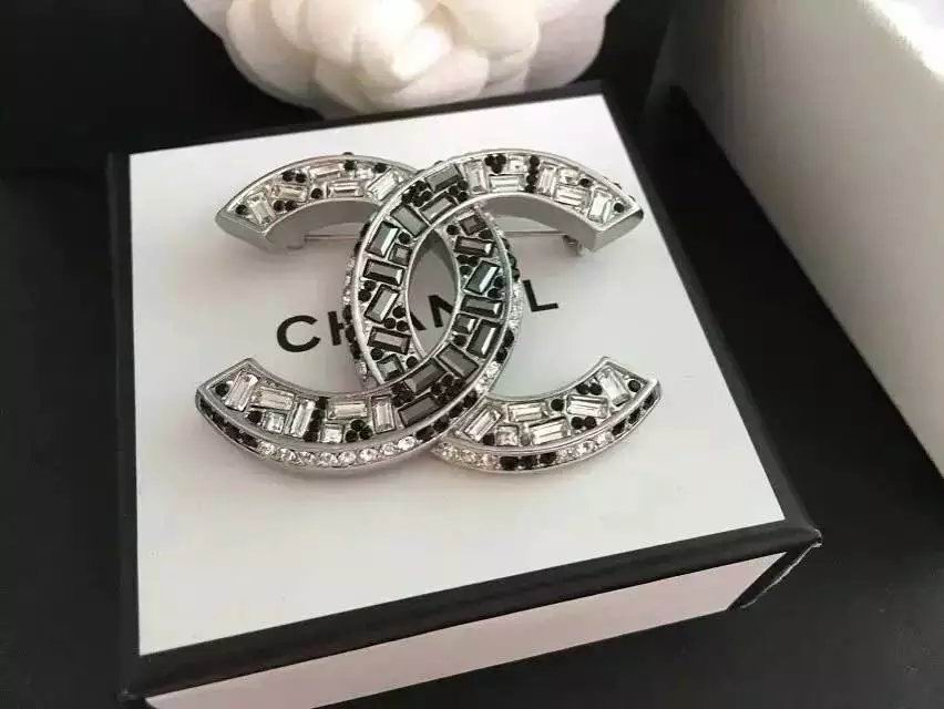 Wholesale Fashion Replica Pins & brooches for women-421