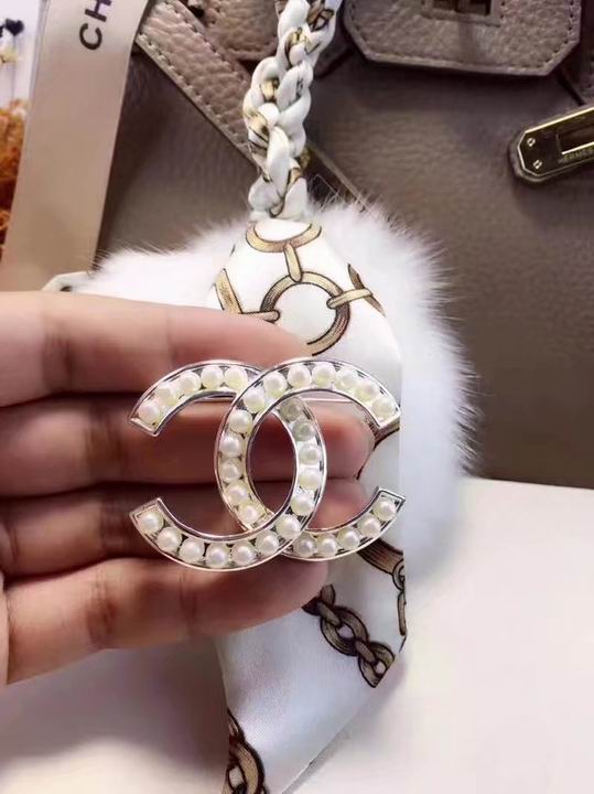 Wholesale Fashion Replica Pins & brooches for women-436