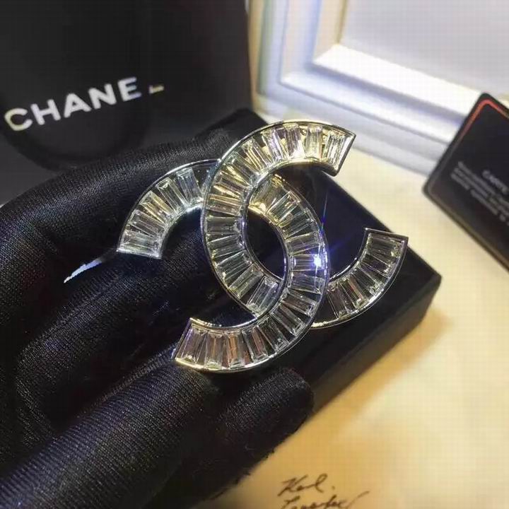 Wholesale Fashion Replica Pins & brooches for women-439