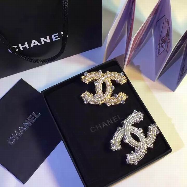 Wholesale Fashion Replica Pins & brooches for women-441