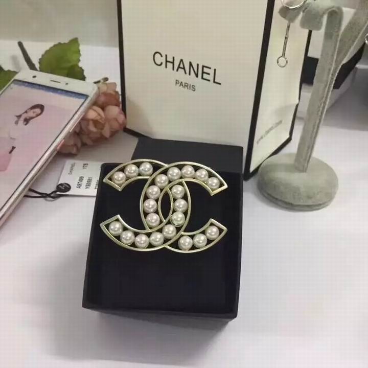 Wholesale Fashion Replica Pins & brooches for women-447