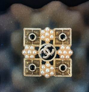 Wholesale Cheap Replica Pins & brooches women-502