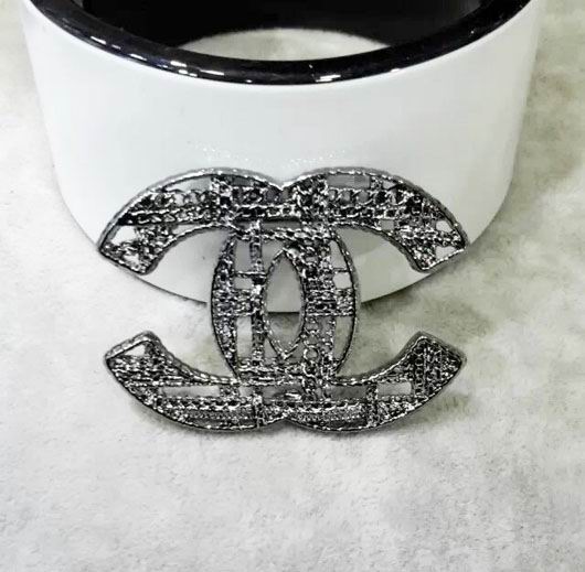 Wholesale Cheap Replica Pins & brooches women-543