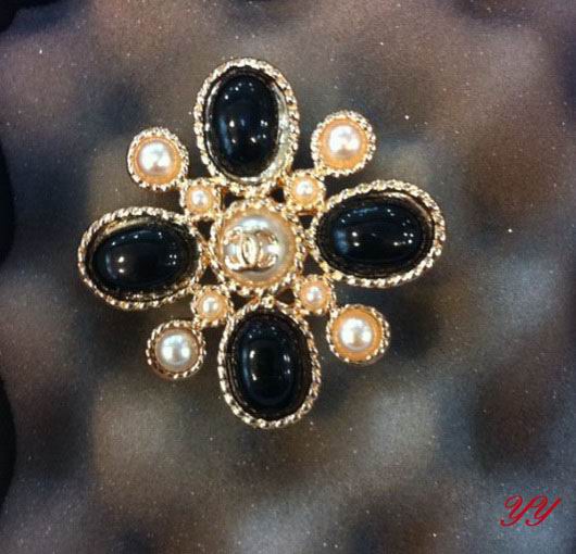 Wholesale Cheap Replica Pins & brooches women-555