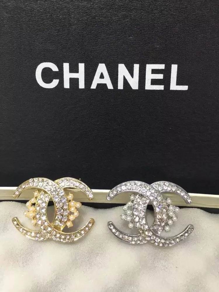 Wholesale Replica Designer Brooches & Pins-576