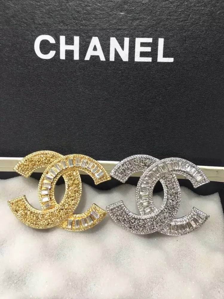 Wholesale Replica Designer Brooches & Pins-579