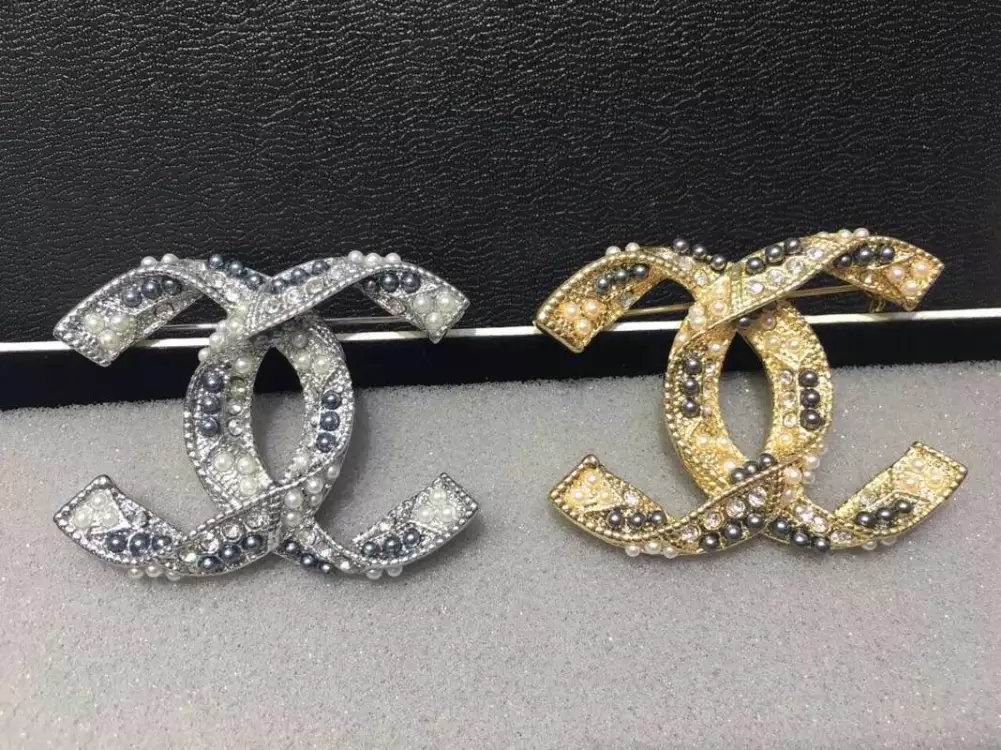 Wholesale Replica Designer Brooches & Pins-592