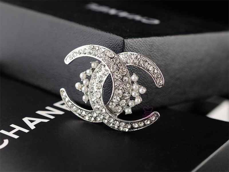 Wholesale Replica Designer Brooches & Pins-610