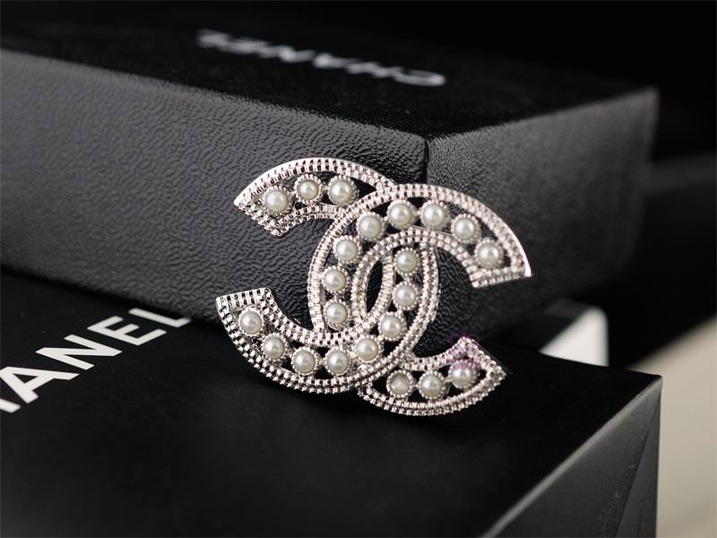 Wholesale Replica Designer Brooches & Pins-614