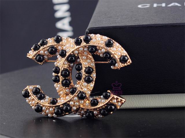 Wholesale Replica Designer Brooches & Pins-645