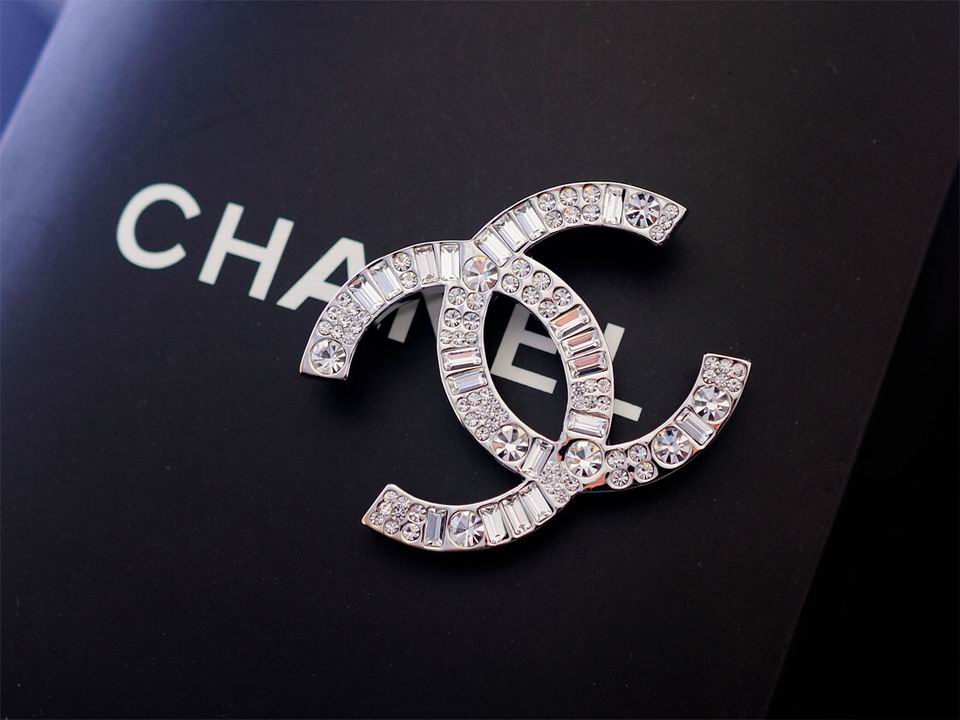 Wholesale Replica Designer Brooches & Pins-647