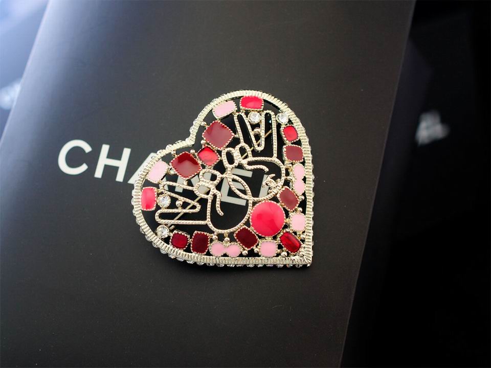 Wholesale Replica Designer Brooches & Pins-670