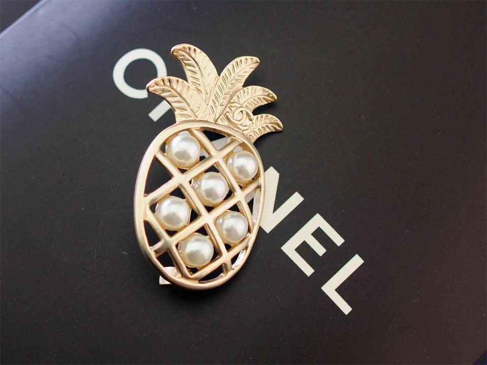 Wholesale Replica Designer Brooches & Pins-678