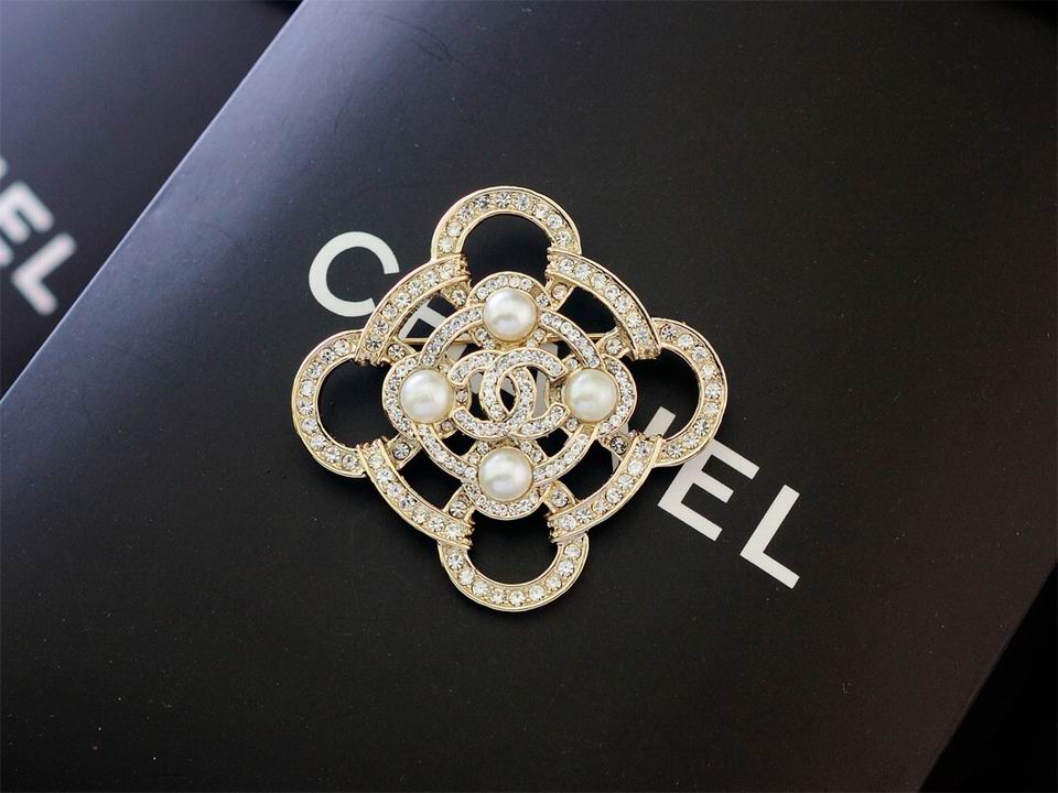 Wholesale Replica Designer Brooches & Pins-707