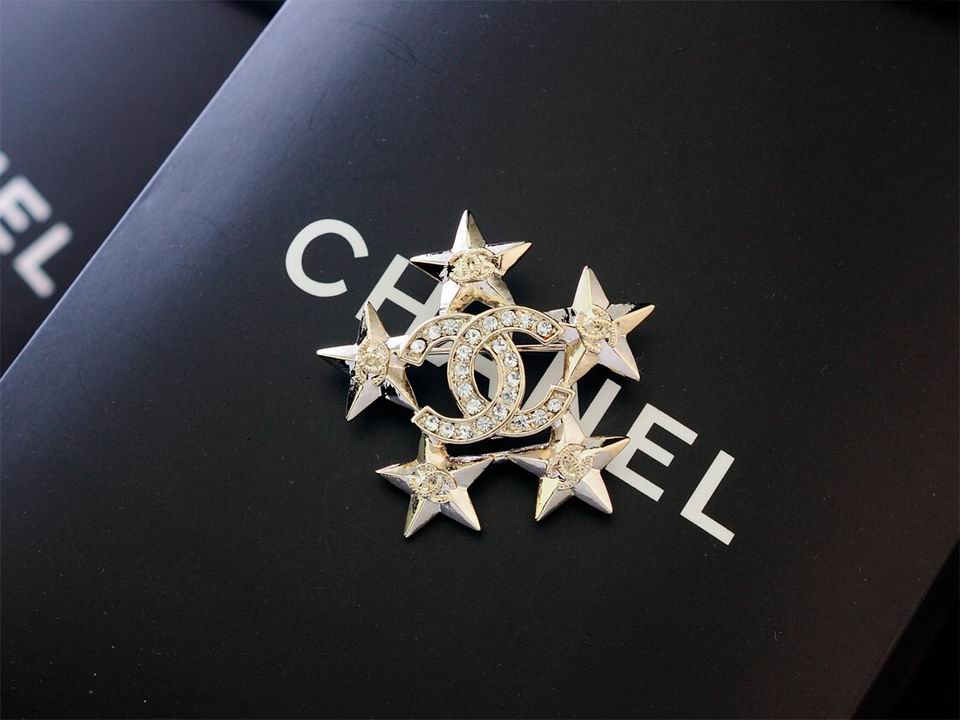 Wholesale Replica Designer Brooches & Pins-709