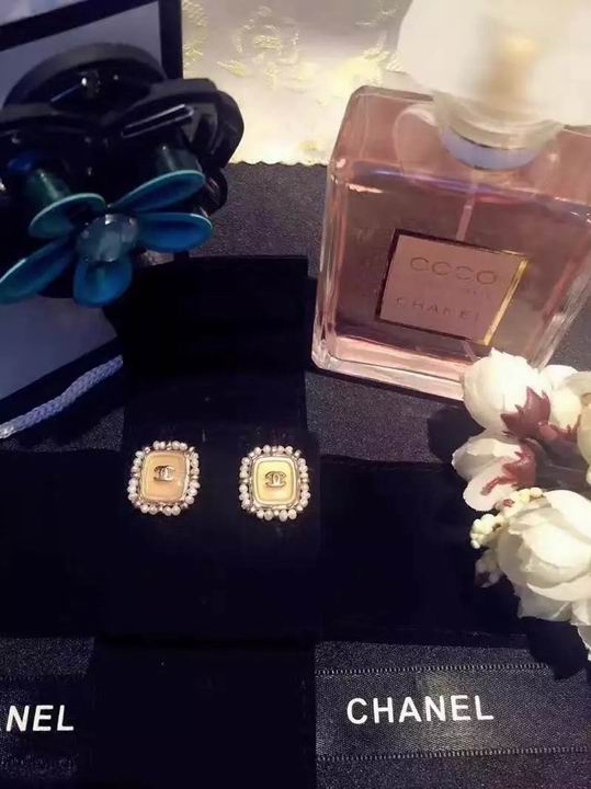 Wholesale Brand Name Earrings for Women-064