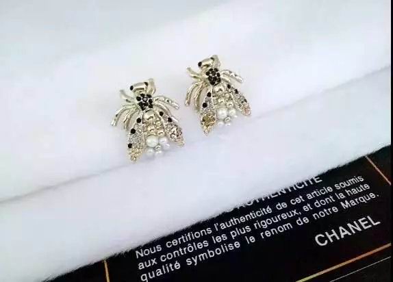 Wholesale Women Fashion Earrings Cheap-556
