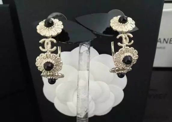 Wholesale Women Fashion Earrings Cheap-567