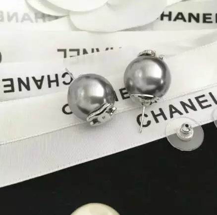 Wholesale Women Fashion Earrings-583