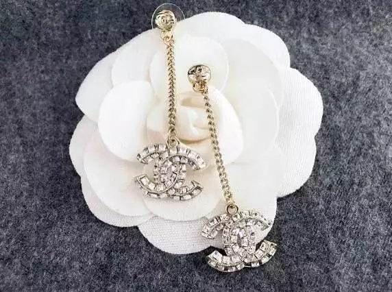 Wholesale Women Fashion Earrings-597