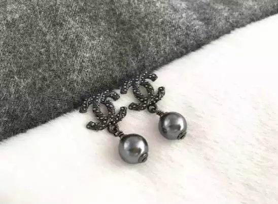 Wholesale Women Fashion Earrings-598