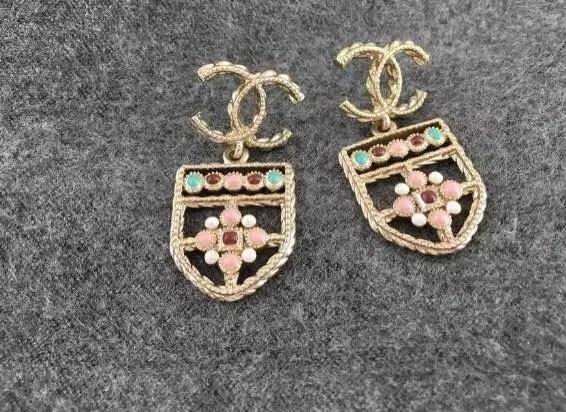 Wholesale Women Fashion Earrings-604