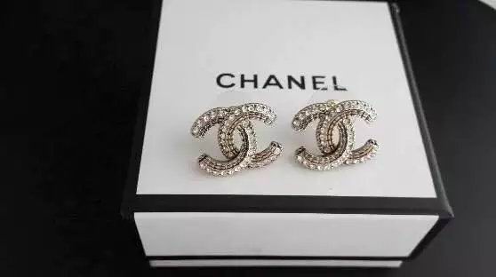 Wholesale Women Fashion Earrings-609